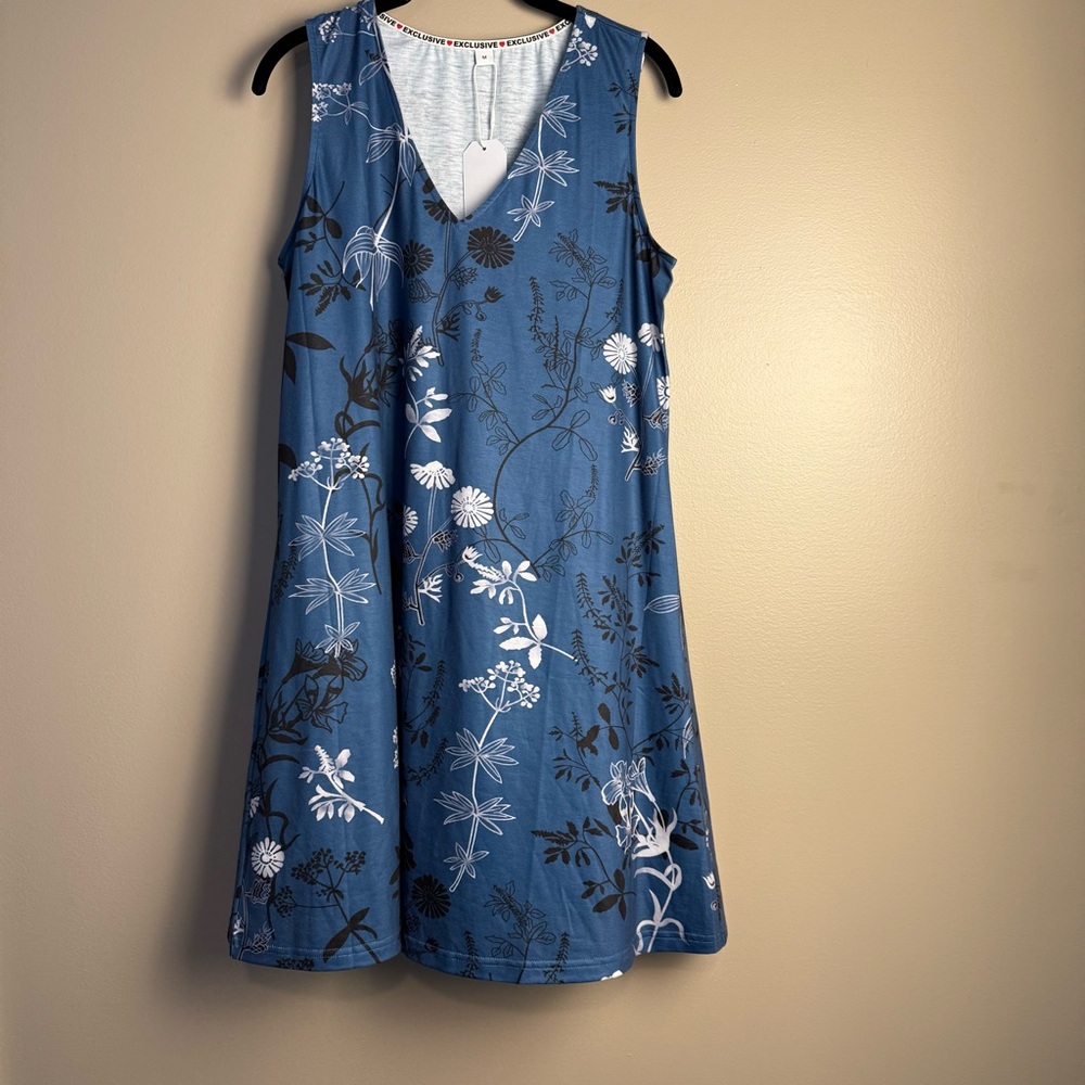 Floral Blue Sleeveless Dress, Medium, NWT